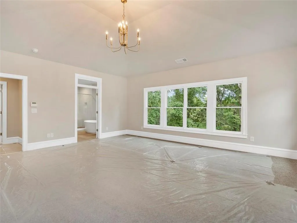 5333 Green Hill Place Ne, Atlanta, Georgia 30342, 4 Bedrooms Bedrooms, ,3 BathroomsBathrooms,Residential,Sold,5333 Green Hill Place Ne,6044344