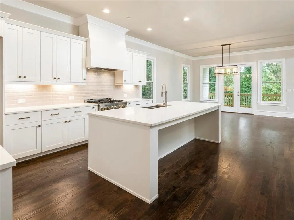 5333 Green Hill Place Ne, Atlanta, Georgia 30342, 4 Bedrooms Bedrooms, ,3 BathroomsBathrooms,Residential,Sold,5333 Green Hill Place Ne,6044344
