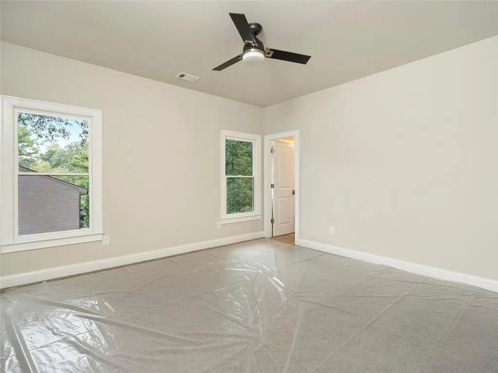 5333 Green Hill Place Ne, Atlanta, Georgia 30342, 4 Bedrooms Bedrooms, ,3 BathroomsBathrooms,Residential,Sold,5333 Green Hill Place Ne,6044344