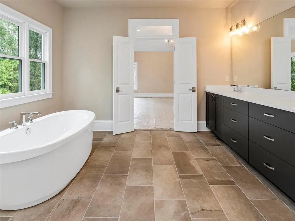 5333 Green Hill Place Ne, Atlanta, Georgia 30342, 4 Bedrooms Bedrooms, ,3 BathroomsBathrooms,Residential,Sold,5333 Green Hill Place Ne,6044344