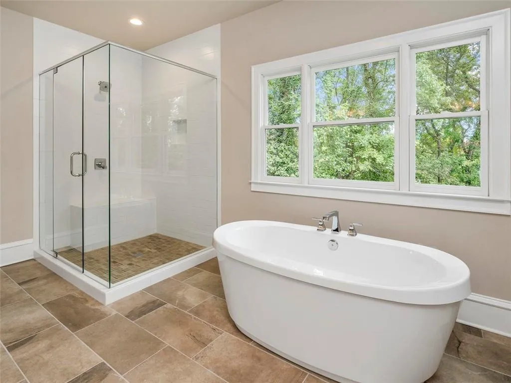 5333 Green Hill Place Ne, Atlanta, Georgia 30342, 4 Bedrooms Bedrooms, ,3 BathroomsBathrooms,Residential,Sold,5333 Green Hill Place Ne,6044344