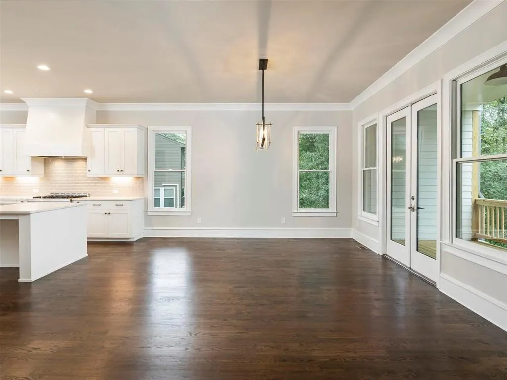 5333 Green Hill Place Ne, Atlanta, Georgia 30342, 4 Bedrooms Bedrooms, ,3 BathroomsBathrooms,Residential,Sold,5333 Green Hill Place Ne,6044344