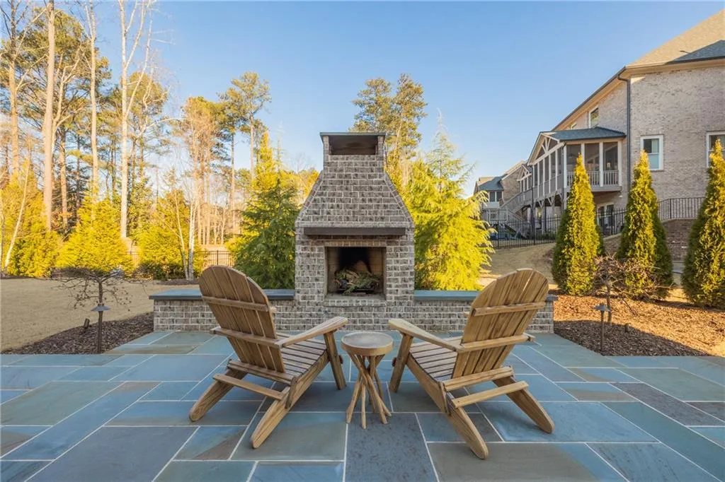 6505 Canopy Drive, Sandy Springs, Georgia 30328, 5 Bedrooms Bedrooms, ,4 BathroomsBathrooms,Residential,Sold,6505 Canopy Drive,6995504