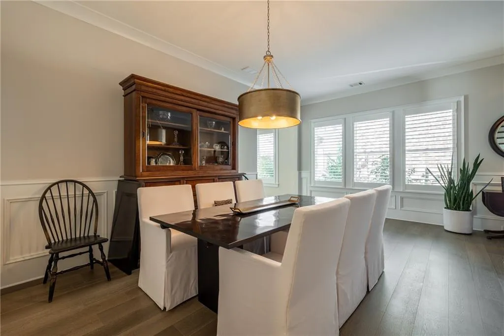 6505 Canopy Drive, Sandy Springs, Georgia 30328, 5 Bedrooms Bedrooms, ,4 BathroomsBathrooms,Residential,Sold,6505 Canopy Drive,6995504