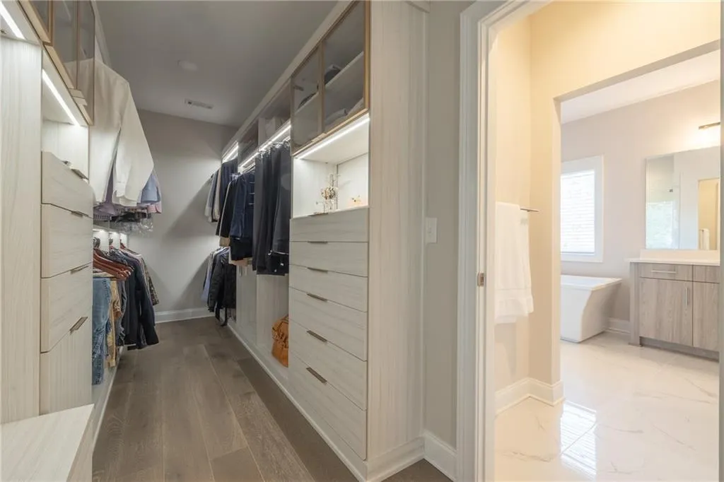 6505 Canopy Drive, Sandy Springs, Georgia 30328, 5 Bedrooms Bedrooms, ,4 BathroomsBathrooms,Residential,Sold,6505 Canopy Drive,6995504