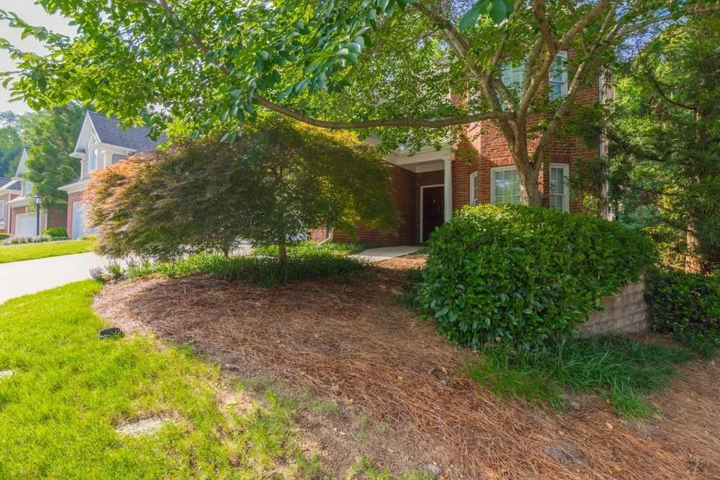 422 Brookview Circle Nw, Sandy Springs, Georgia 30339, 4 Bedrooms Bedrooms, ,3 BathroomsBathrooms,Residential,Sold,422 Brookview Circle Nw,6857060