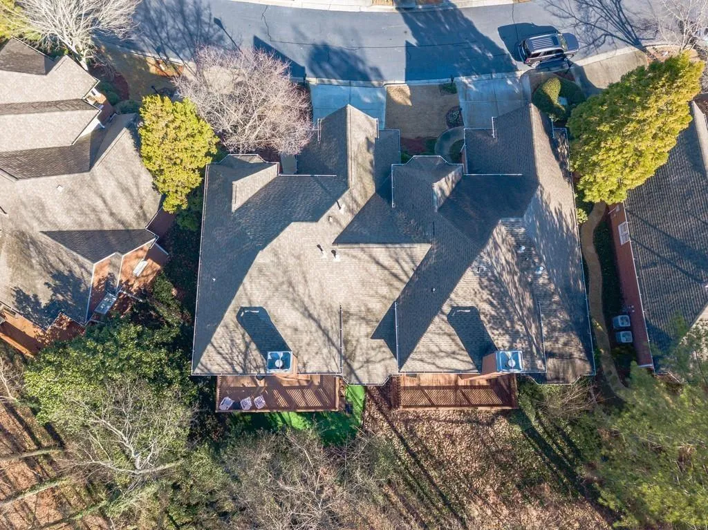 422 Brookview Circle Nw, Sandy Springs, Georgia 30339, 4 Bedrooms Bedrooms, ,3 BathroomsBathrooms,Residential,Sold,422 Brookview Circle Nw,6857060