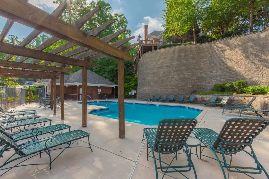 422 Brookview Circle Nw, Sandy Springs, Georgia 30339, 4 Bedrooms Bedrooms, ,3 BathroomsBathrooms,Residential,Sold,422 Brookview Circle Nw,6857060