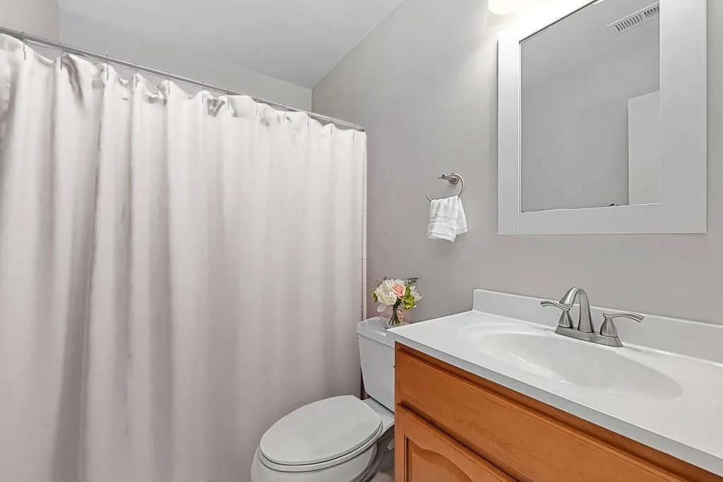 66 Forrest Place, Atlanta, Georgia 30328, 3 Bedrooms Bedrooms, ,3 BathroomsBathrooms,Residential,Sold,66 Forrest Place,7157282