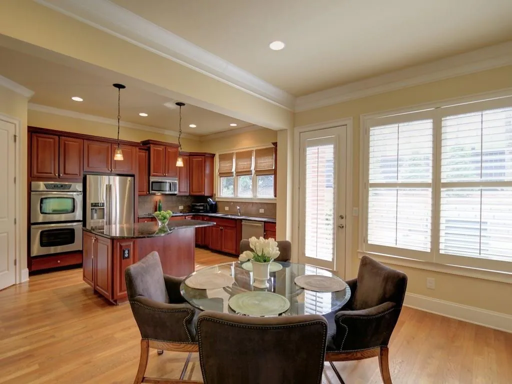 253 Mount Vernon Cove, Sandy Springs, Georgia 30328, 4 Bedrooms Bedrooms, ,4 BathroomsBathrooms,Residential,Sold,253 Mount Vernon Cove,5822802