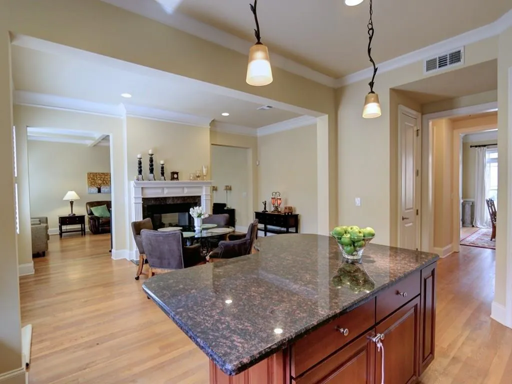 253 Mount Vernon Cove, Sandy Springs, Georgia 30328, 4 Bedrooms Bedrooms, ,4 BathroomsBathrooms,Residential,Sold,253 Mount Vernon Cove,5822802