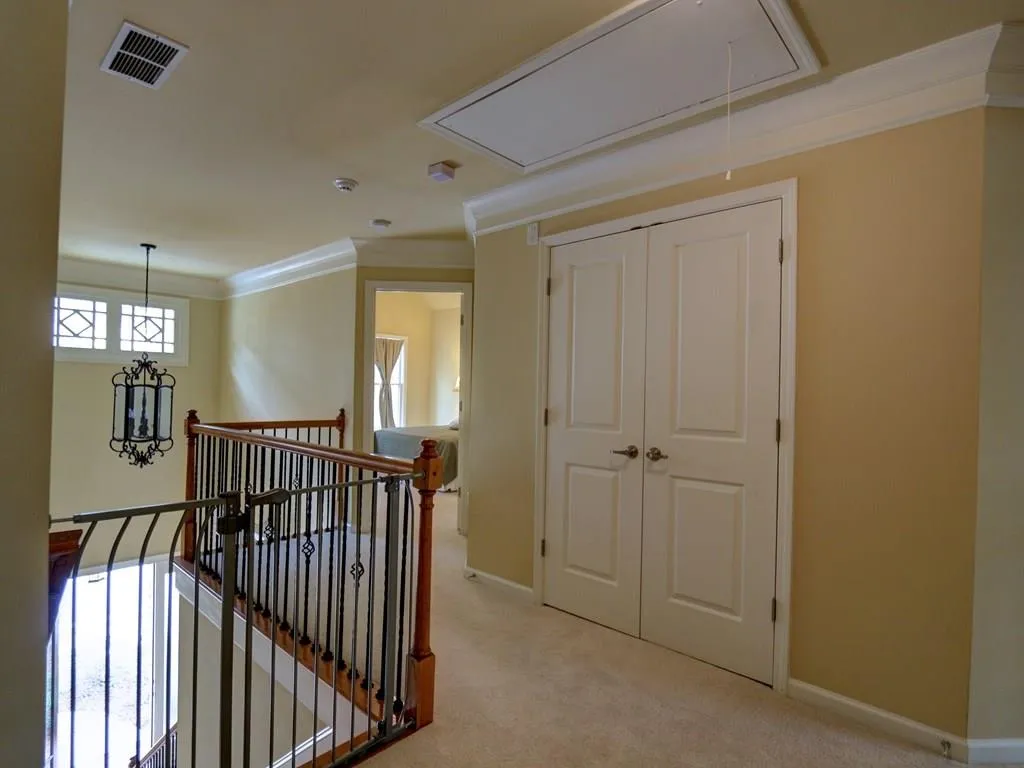 253 Mount Vernon Cove, Sandy Springs, Georgia 30328, 4 Bedrooms Bedrooms, ,4 BathroomsBathrooms,Residential,Sold,253 Mount Vernon Cove,5822802