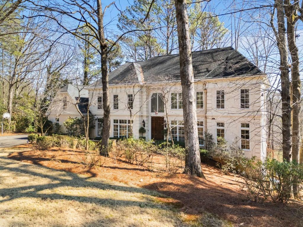 8235 Landing South, Sandy Springs, Georgia 30350, 5 Bedrooms Bedrooms, ,5 BathroomsBathrooms,Residential,Sold,8235 Landing South,7345466
