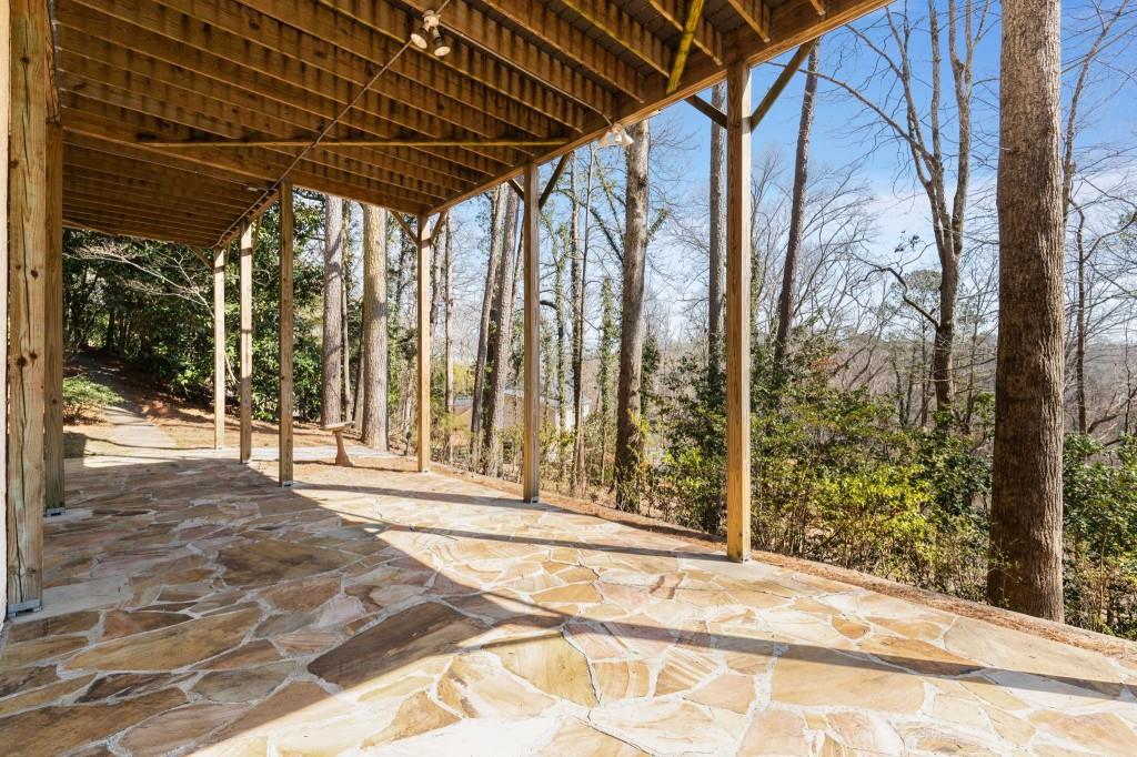 8235 Landing South, Sandy Springs, Georgia 30350, 5 Bedrooms Bedrooms, ,5 BathroomsBathrooms,Residential,Sold,8235 Landing South,7345466