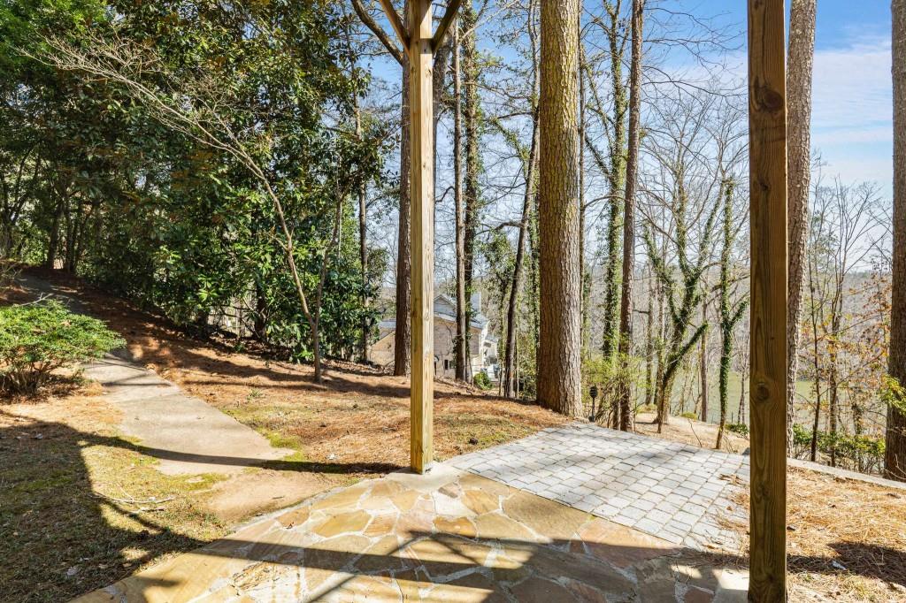 8235 Landing South, Sandy Springs, Georgia 30350, 5 Bedrooms Bedrooms, ,5 BathroomsBathrooms,Residential,Sold,8235 Landing South,7345466