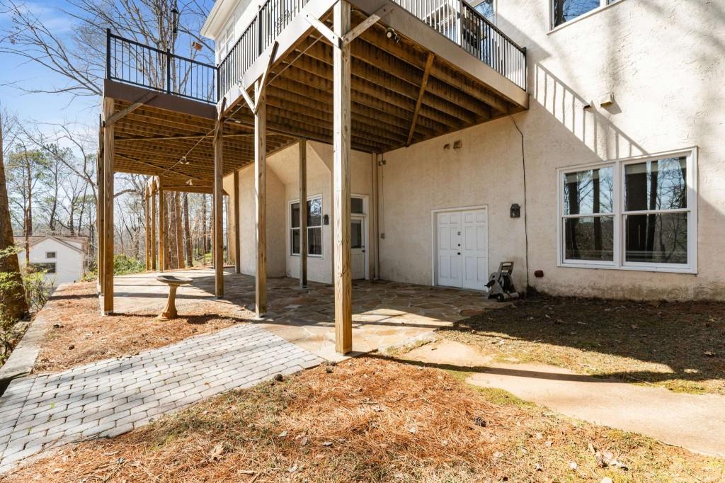 8235 Landing South, Sandy Springs, Georgia 30350, 5 Bedrooms Bedrooms, ,5 BathroomsBathrooms,Residential,Sold,8235 Landing South,7345466