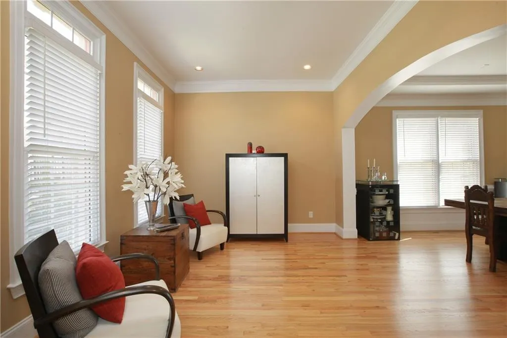120 Wembley Court, Sandy Springs, Georgia 30328, 6 Bedrooms Bedrooms, ,4 BathroomsBathrooms,Residential,Sold,120 Wembley Court,5830193