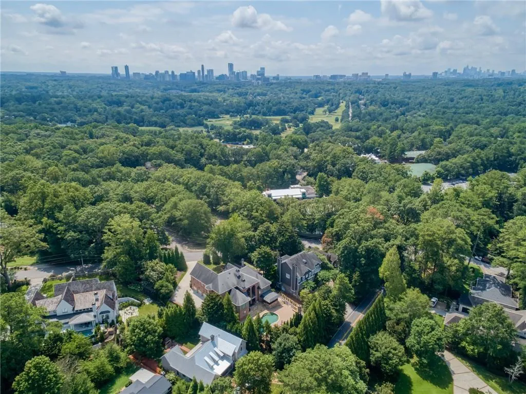 4500 Stella Drive Nw, Atlanta, Georgia 30327, 5 Bedrooms Bedrooms, ,6 BathroomsBathrooms,Residential,For Sale,4500 Stella Drive Nw,7628957