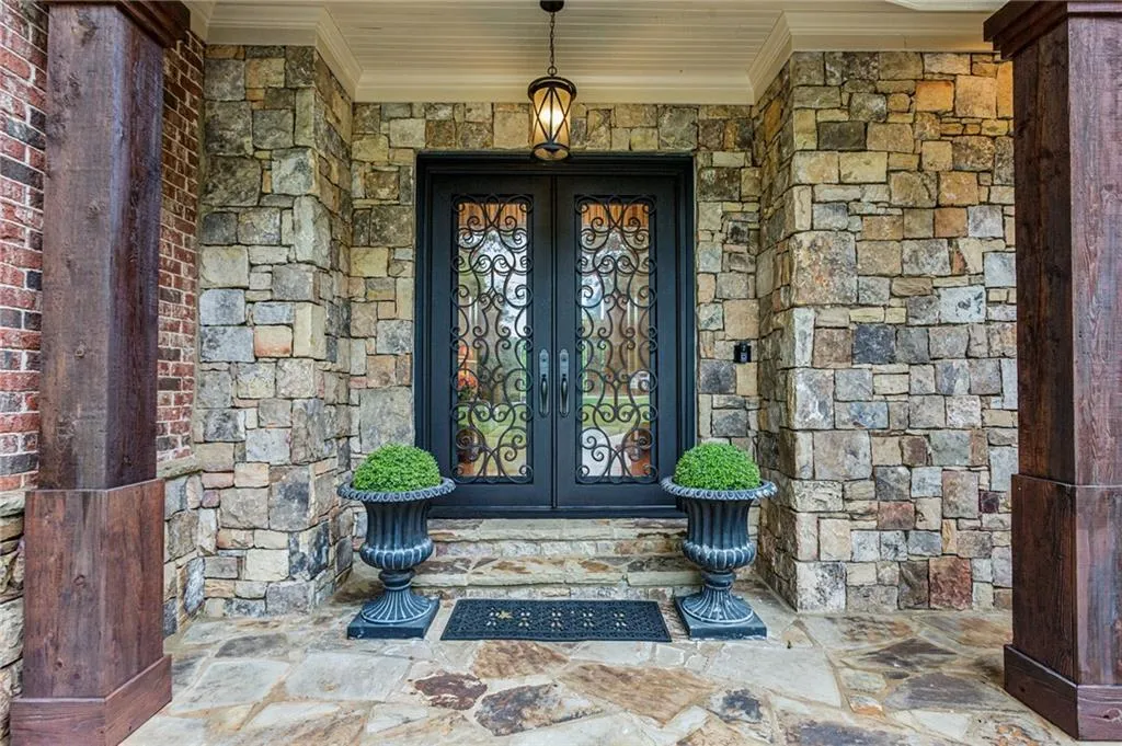 4500 Stella Drive Nw, Atlanta, Georgia 30327, 5 Bedrooms Bedrooms, ,6 BathroomsBathrooms,Residential,For Sale,4500 Stella Drive Nw,7628957