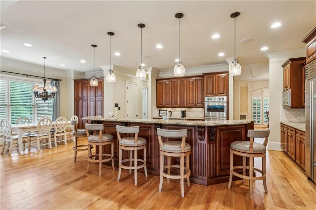 4500 Stella Drive Nw, Atlanta, Georgia 30327, 5 Bedrooms Bedrooms, ,6 BathroomsBathrooms,Residential,For Sale,4500 Stella Drive Nw,7628957
