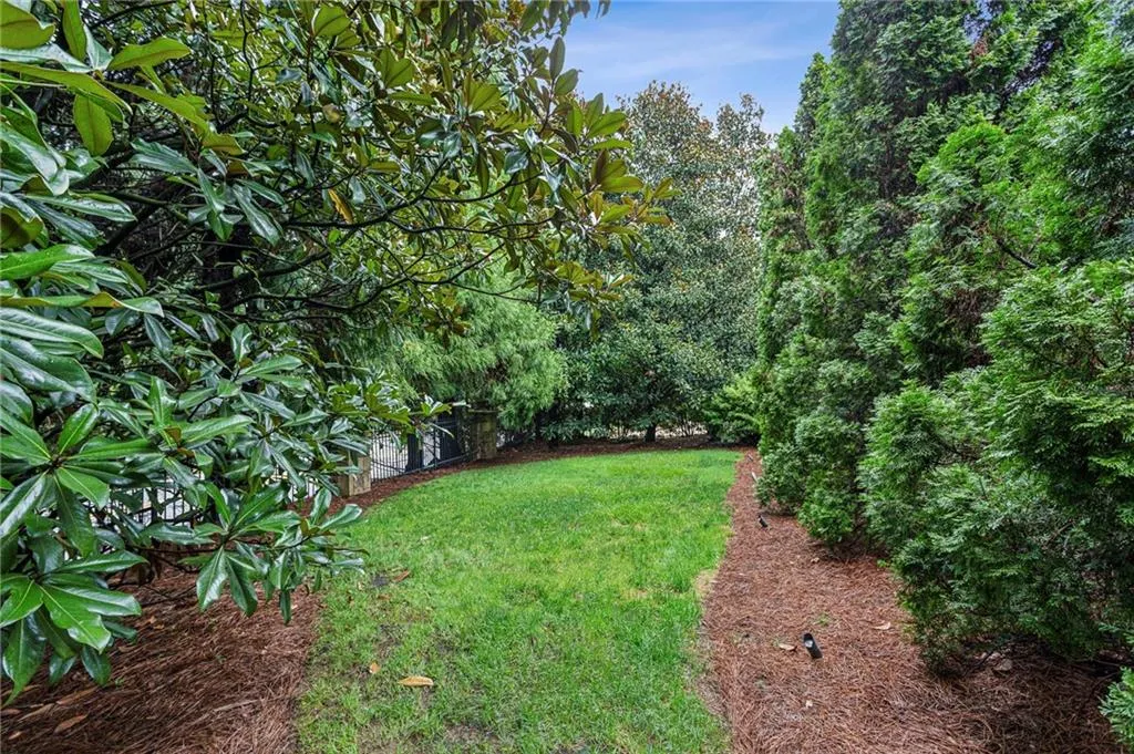 4500 Stella Drive Nw, Atlanta, Georgia 30327, 5 Bedrooms Bedrooms, ,6 BathroomsBathrooms,Residential,For Sale,4500 Stella Drive Nw,7628957