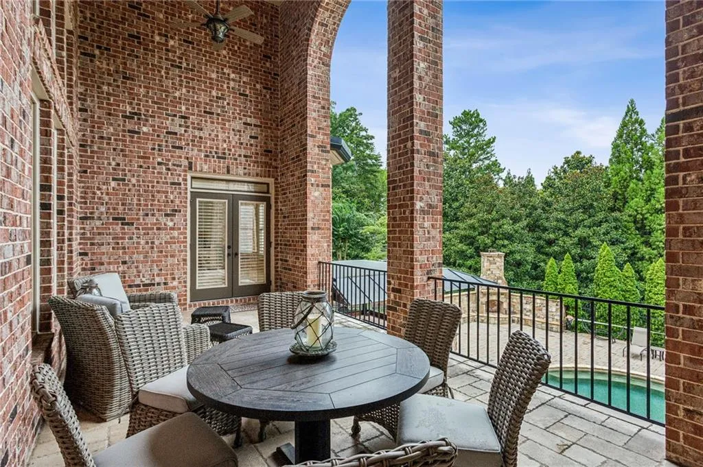 4500 Stella Drive Nw, Atlanta, Georgia 30327, 5 Bedrooms Bedrooms, ,6 BathroomsBathrooms,Residential,For Sale,4500 Stella Drive Nw,7628957