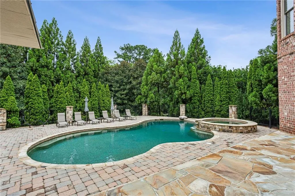 4500 Stella Drive Nw, Atlanta, Georgia 30327, 5 Bedrooms Bedrooms, ,6 BathroomsBathrooms,Residential,For Sale,4500 Stella Drive Nw,7628957