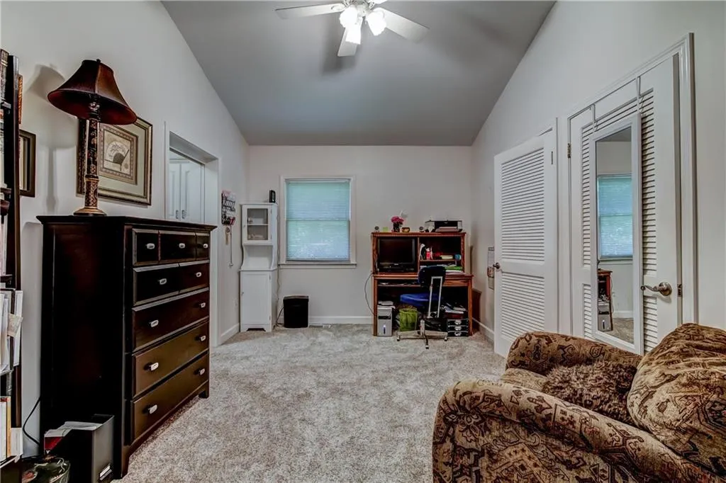 7015 Hunters Branch Drive, Sandy Springs, Georgia 30328, 5 Bedrooms Bedrooms, ,3 BathroomsBathrooms,Residential,Sold,7015 Hunters Branch Drive,5858020
