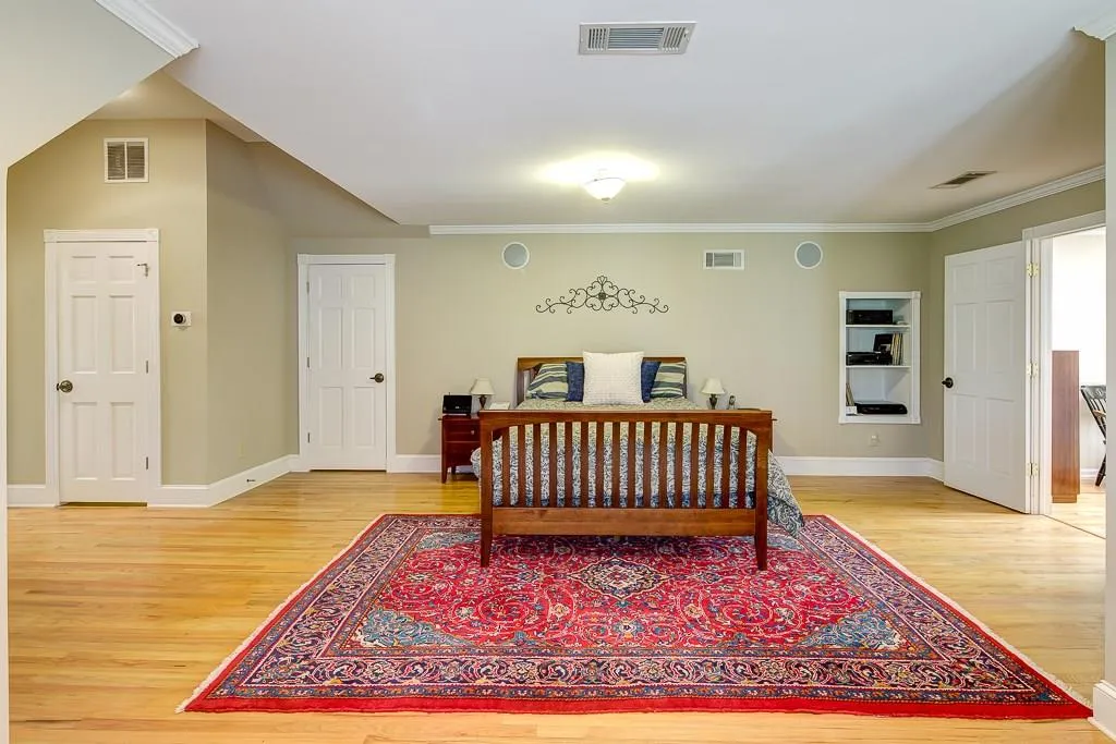 1900 Monticello Court, Sandy Springs, Georgia 30350, 4 Bedrooms Bedrooms, ,4 BathroomsBathrooms,Residential,Sold,1900 Monticello Court,5807238