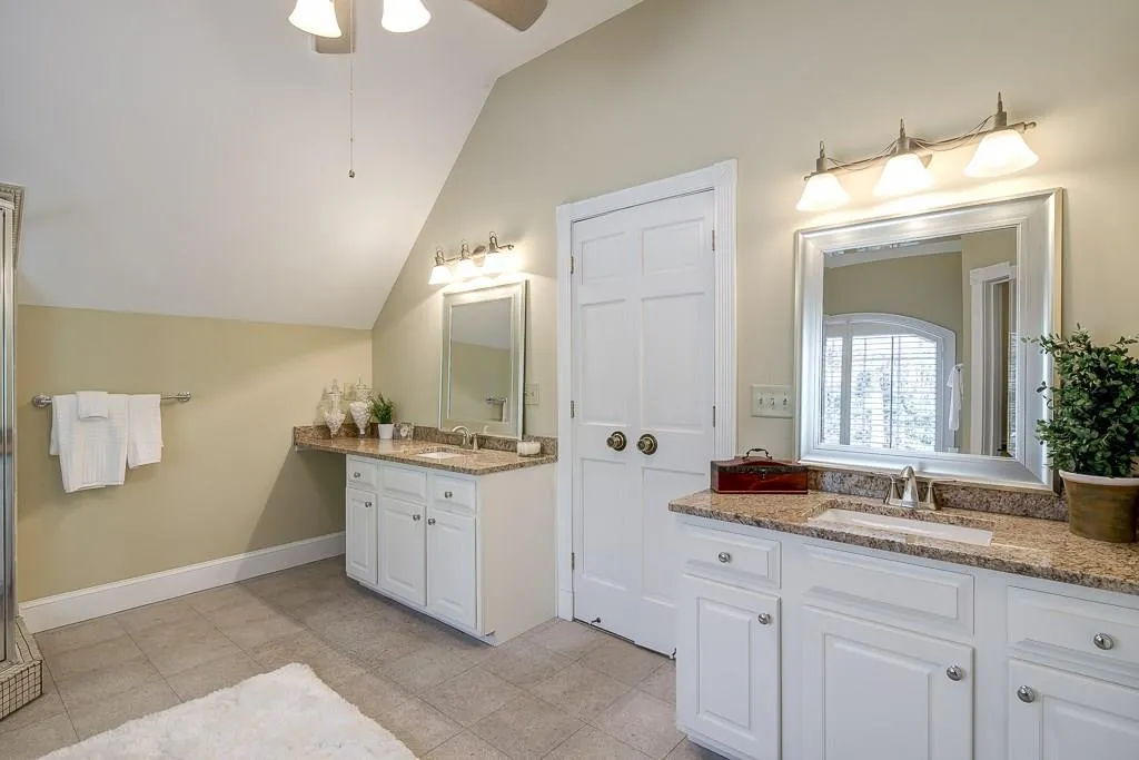 1900 Monticello Court, Sandy Springs, Georgia 30350, 4 Bedrooms Bedrooms, ,4 BathroomsBathrooms,Residential,Sold,1900 Monticello Court,5807238