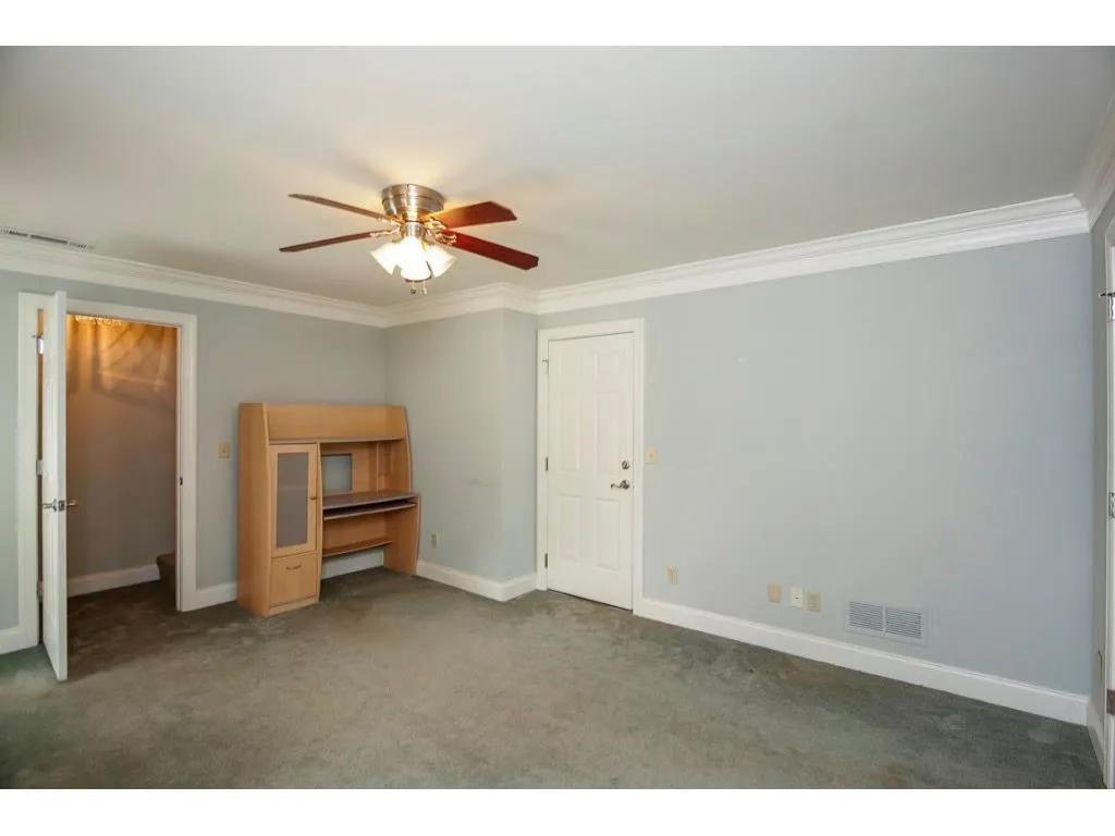 825 Overhill Court, Sandy Springs, Georgia 30328, 5 Bedrooms Bedrooms, ,3 BathroomsBathrooms,Residential,Sold,825 Overhill Court,5756237