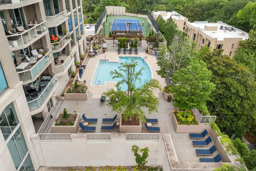 2795 Peachtree Road Ne Unit 1602, Atlanta, Georgia 30305, 2 Bedrooms Bedrooms, ,2 BathroomsBathrooms,Residential,For Sale,2795 Peachtree Road Ne Unit 1602,7613813