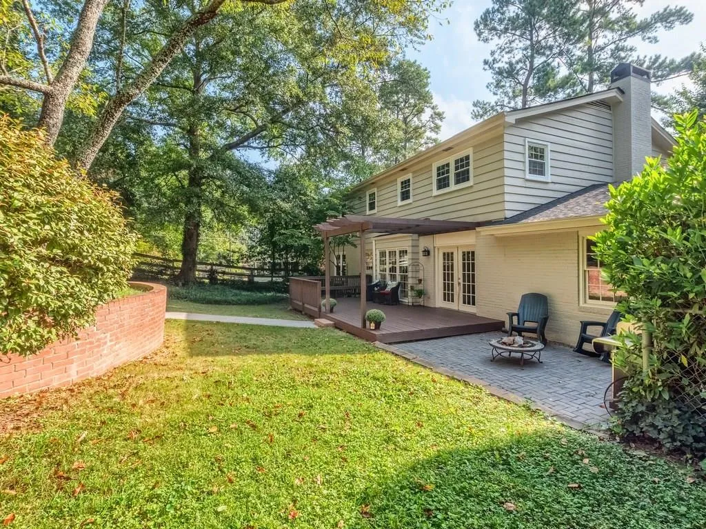 6560 Wright Road, Sandy Springs, Georgia 30328, 4 Bedrooms Bedrooms, ,2 BathroomsBathrooms,Residential,Sold,6560 Wright Road,6072440