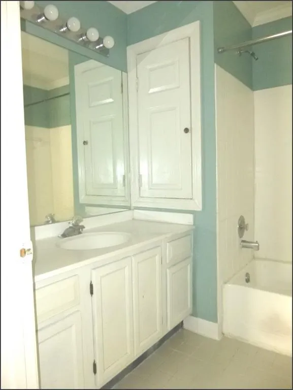 7500 Roswell Road Unit 126, Sandy Springs, Georgia 30350, 2 Bedrooms Bedrooms, ,2 BathroomsBathrooms,Residential,Sold,7500 Roswell Road Unit 126,6125832