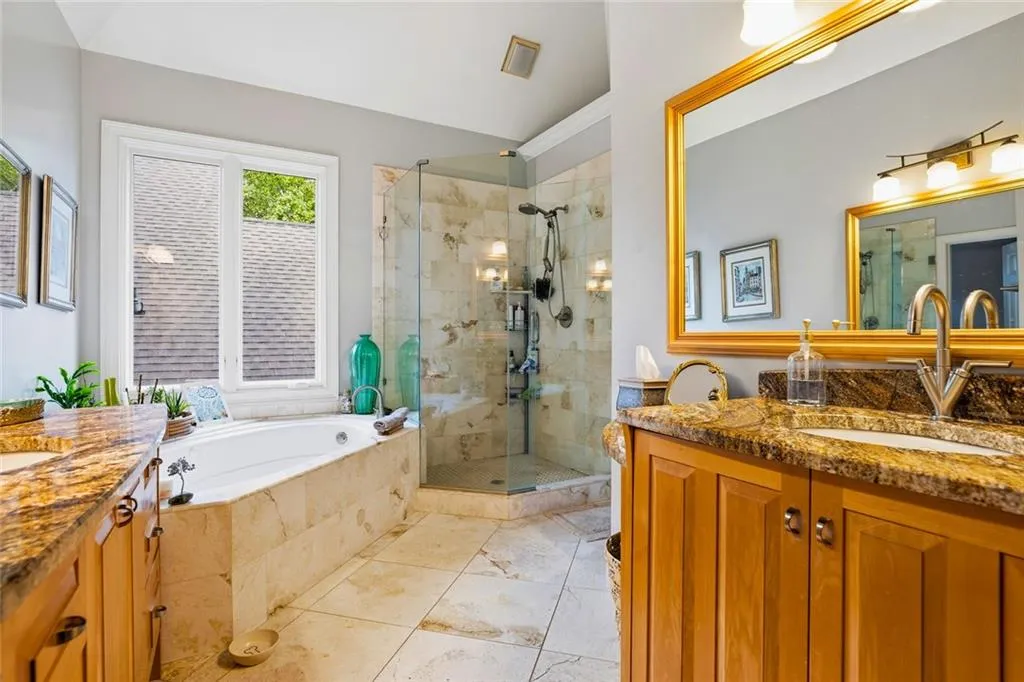4565 Windsor Park Place, Atlanta, Georgia 30342, 4 Bedrooms Bedrooms, ,2 BathroomsBathrooms,Residential,For Sale,4565 Windsor Park Place,7761431