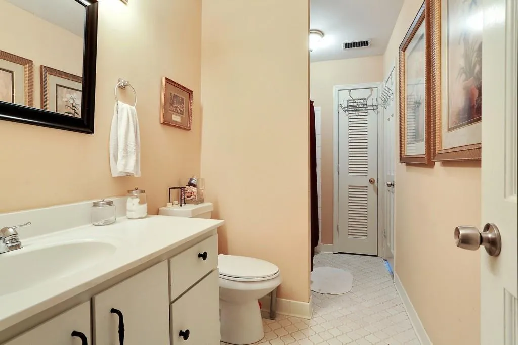 7055 Riverside Drive, Sandy Springs, Georgia 30328, 4 Bedrooms Bedrooms, ,3 BathroomsBathrooms,Residential,Sold,7055 Riverside Drive,5780249