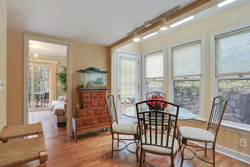 7055 Riverside Drive, Sandy Springs, Georgia 30328, 4 Bedrooms Bedrooms, ,3 BathroomsBathrooms,Residential,Sold,7055 Riverside Drive,5780249