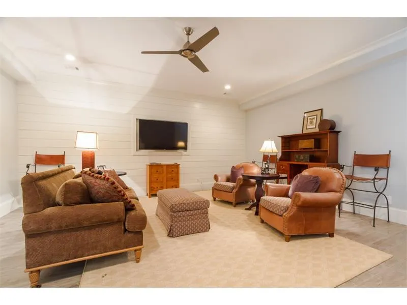 285 Lafayette Way, Sandy Springs, Georgia 30327, 6 Bedrooms Bedrooms, ,7 BathroomsBathrooms,Residential,Sold,285 Lafayette Way,5829280