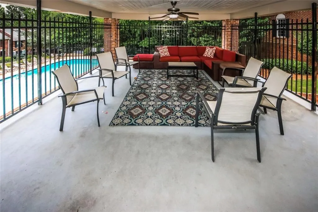 459 The North Chace, Atlanta, Georgia 30328, 3 Bedrooms Bedrooms, ,2 BathroomsBathrooms,Residential,Sold,459 The North Chace,6897865