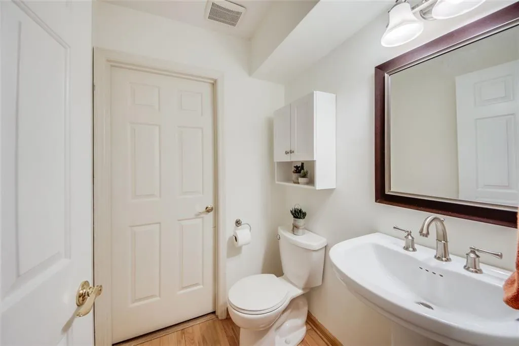 459 The North Chace, Atlanta, Georgia 30328, 3 Bedrooms Bedrooms, ,2 BathroomsBathrooms,Residential,Sold,459 The North Chace,6897865