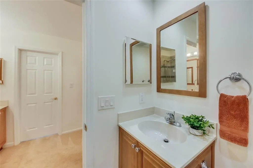 459 The North Chace, Atlanta, Georgia 30328, 3 Bedrooms Bedrooms, ,2 BathroomsBathrooms,Residential,Sold,459 The North Chace,6897865