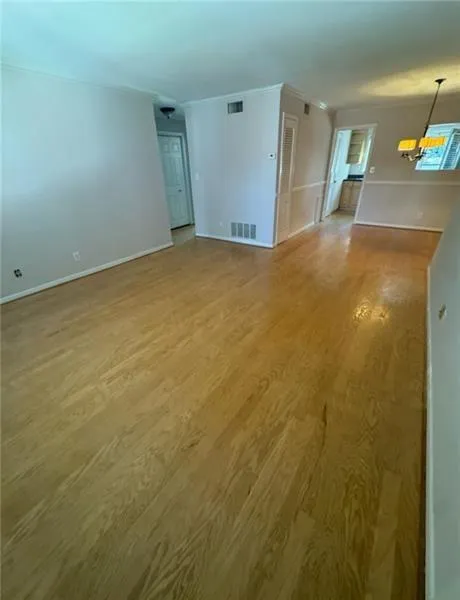 4282 Roswell Road Ne Unit G2, Atlanta, Georgia 30342, 2 Bedrooms Bedrooms, ,2 BathroomsBathrooms,Residential,For Sale,4282 Roswell Road Ne Unit G2,7519677