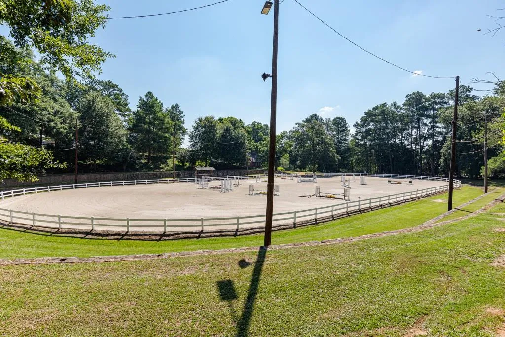 126 W Wieuca Road Ne, Atlanta, Georgia 30342, 4 Bedrooms Bedrooms, ,4 BathroomsBathrooms,Residential,Sold,126 W Wieuca Road Ne,7042572