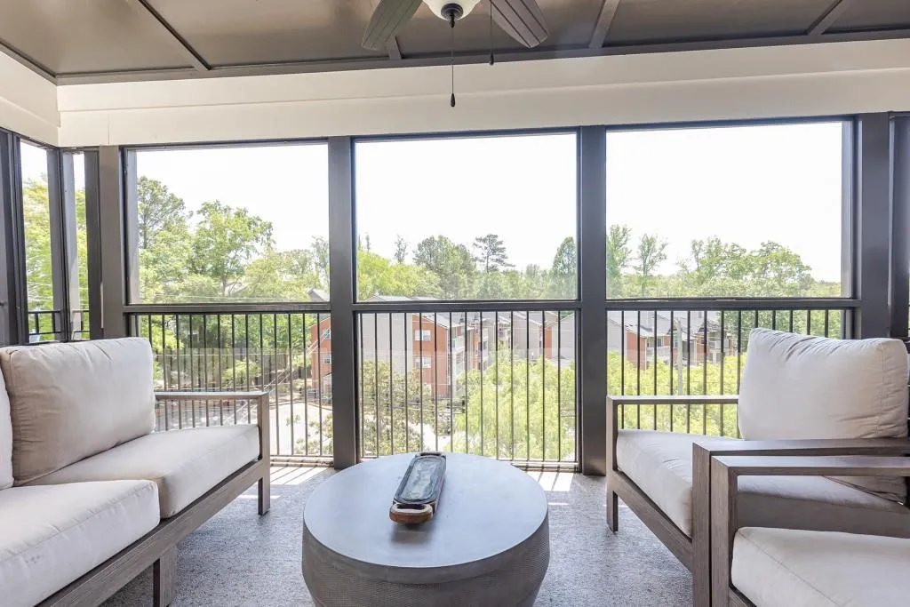 126 W Wieuca Road Ne, Atlanta, Georgia 30342, 4 Bedrooms Bedrooms, ,4 BathroomsBathrooms,Residential,Sold,126 W Wieuca Road Ne,7042572