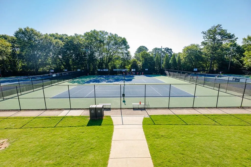 126 W Wieuca Road Ne, Atlanta, Georgia 30342, 4 Bedrooms Bedrooms, ,4 BathroomsBathrooms,Residential,Sold,126 W Wieuca Road Ne,7042572