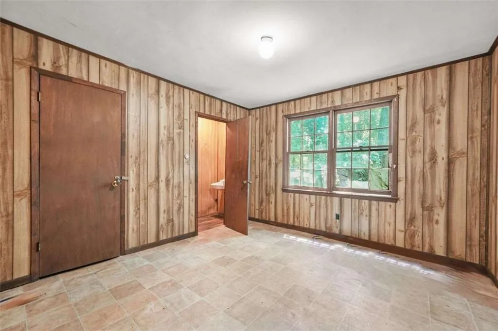 2752 Marco Drive, Atlanta, Georgia 30318, 3 Bedrooms Bedrooms, ,1 BathroomBathrooms,Residential,For Sale,2752 Marco Drive,7625581