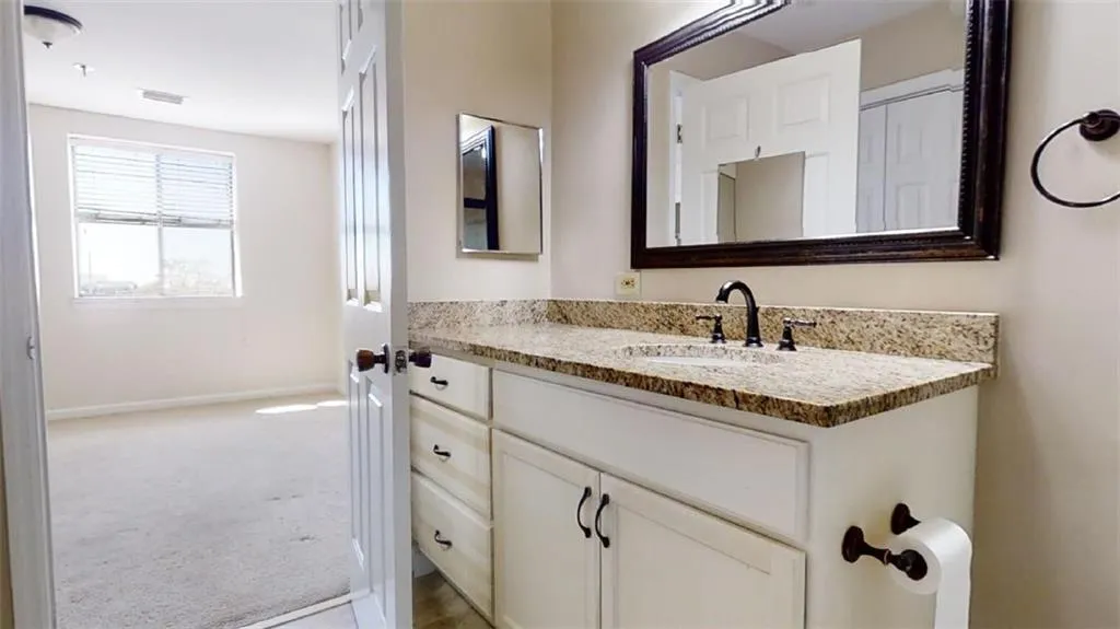 300 Johnson Ferry Road Ne Unit A808, Sandy Springs, Georgia 30328, 2 Bedrooms Bedrooms, ,2 BathroomsBathrooms,Residential,Sold,300 Johnson Ferry Road Ne Unit A808,7194947