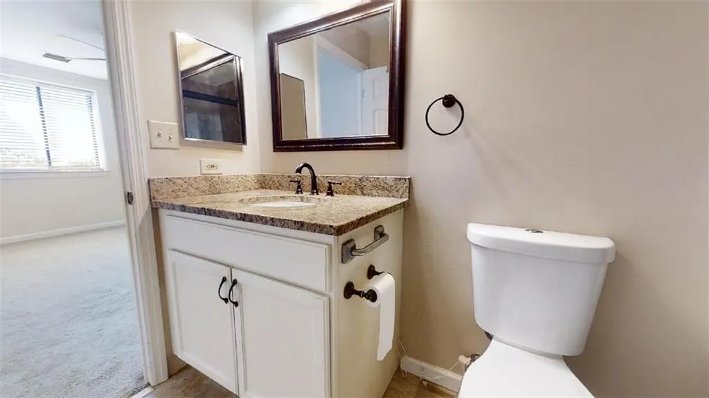 300 Johnson Ferry Road Ne Unit A808, Sandy Springs, Georgia 30328, 2 Bedrooms Bedrooms, ,2 BathroomsBathrooms,Residential,Sold,300 Johnson Ferry Road Ne Unit A808,7194947
