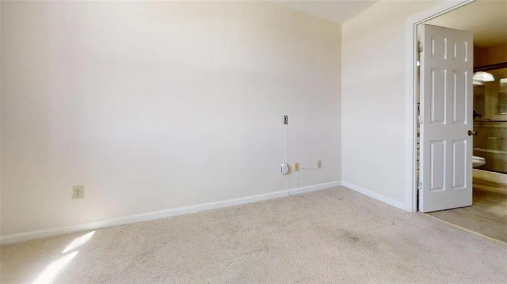 300 Johnson Ferry Road Ne Unit A808, Sandy Springs, Georgia 30328, 2 Bedrooms Bedrooms, ,2 BathroomsBathrooms,Residential,Sold,300 Johnson Ferry Road Ne Unit A808,7194947