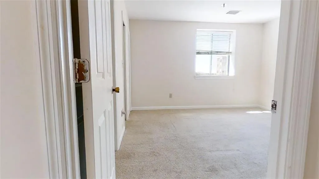 300 Johnson Ferry Road Ne Unit A808, Sandy Springs, Georgia 30328, 2 Bedrooms Bedrooms, ,2 BathroomsBathrooms,Residential,Sold,300 Johnson Ferry Road Ne Unit A808,7194947